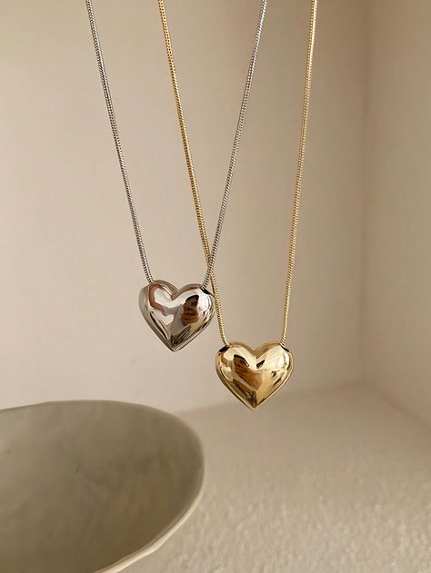 Silver,Yellow Gold  Collar  Zinc Alloy   Embellished   Women Fashion Jewelry Colares Aesthetic, Heart Necklace Aesthetic, Heart Shaped Pendant Necklace, Heart Shaped Pendant, Women Pendant, Gold Collar, California Love, Arte Popular, Heart Shape Pendant