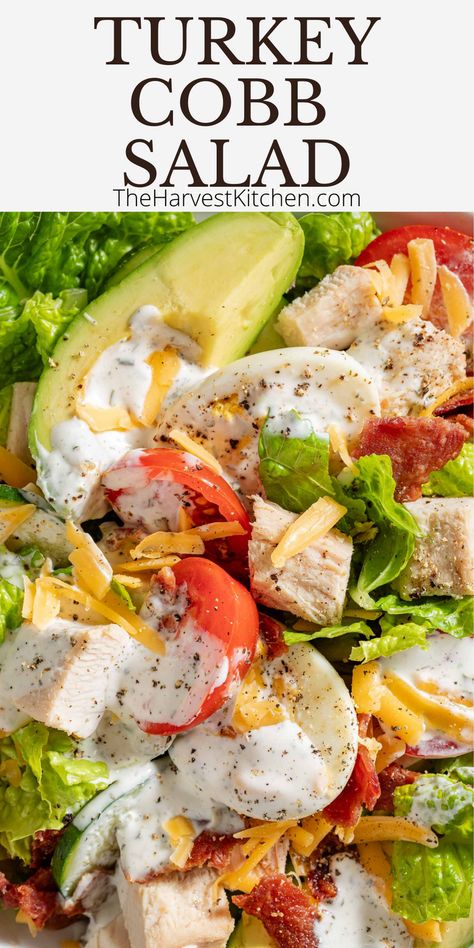 This Turkey Cobb Salad recipe is a delicious high protein salad made with leftover turkey, turkey bacon, cheddar cheese and avocado all tossed in a delicious homemade ranch dressing. Best Cobb Salad Recipes, Turkey Club Salad, Turkey Cobb Salad Recipe, Simple Salad Recipe, Salad Recipes For Pregnant Women, Cob Salad Recipe, Turkey Salads, Cobb Salad Meal Prep, Turkey Cobb Salad