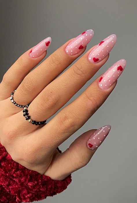 We’re thrilled to share a roundup of 65 Valentine’s Day nails that will make you fall head over heels. From the super cute to the daringly bold, we’ve got you covered, whatever your plans may be. #pinkvalentinesnails #heartnails #redvalentinesnails #cutevalentinesnails Cute Nail Designs Red, Rainbow Nail Art, Valentine Nails, Heart Nail Art, Cute Spring Nails, Nails Now, Glow Nails, Red Nail Designs, Metallic Nails