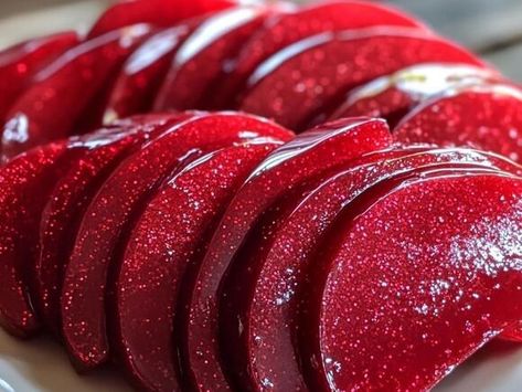 Red Candy Apple Slices, Candied Apple Slices, Candy Apple Slices, Candied Apples Slices, Fried Cheesecake, Blueberry Shortcake, Candy Apple Recipe, Christmas Punch Recipes, Marsala Chicken Recipes