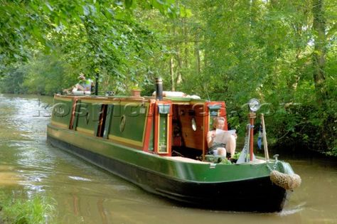 CANAL NARROW BOATS | and woman on narrow boat approaching Ellesmere tunnel,Llangollen canal ... River Lee, Barge Boat, Canal Barge, Houseboat Living, Narrow Boats, Dutch Barge, Narrow Boat, Row Boats, Canal House