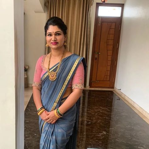 Gana's wardrobe on Instagram Kuchu Designs For Mysore Silk Saree, Ksic Mysore Silk Saree Blouse, Mysore Silk Saree Styling, Ksic Mysore Silk Saree Blouse Designs, Ksic Saree, Mysore Silk Saree Blouse Designs, Ksic Mysore Silk Saree, Sari Designs, Silk Saree Blouse Designs Patterns