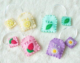 Felt Sewing Projects Free Pattern, Felt Keychain Diy, Felt Tea Bags, Rose Hip Tea, Toddler Tea Party, Felt Plushie, Play Kitchens, Felt Play Food, Cute Sewing Projects