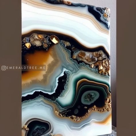 Large Geode Wall Art, Resin Pours, Resin Geodes, Agate Art, Amazing Resin, Acrylic Painting Diy, Resin Geode, Resin Crafts Tutorial, Acrylic Pouring Techniques