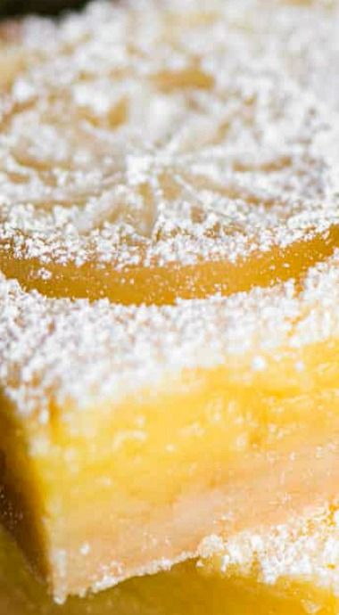 Lemoncello Dessert, Limoncello Recipes, Limoncello Desserts, Homemade Lemon Bars, Vegan Lemon Bars, Tarte Vegan, Gluten Free Lemon Bars, Easy Lemon Curd, Vegan Lemon Cake