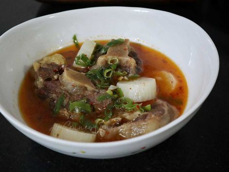 Korean oxtail soup (sokkoritang) Oxtail Soup Asian, Chinese Oxtail Soup, Oxtail Recipes Asian, Korean Entrees, Korean Oxtail Soup Recipe, Ox Tail Soup Recipe, Korean Oxtail, Korean Oxtail Soup, Korean Paste