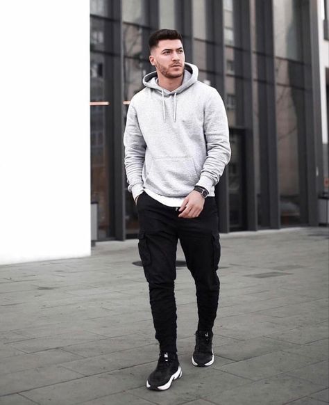 Athleisure Outfits Men, Winter Outfit Casual, Athleisure Outfits Fall, Mens Pants Fashion Casual, Sporty Outfits Men, Smart Casual Menswear, Sportswear Outfits, Blue Suit Men, Athleisure Men