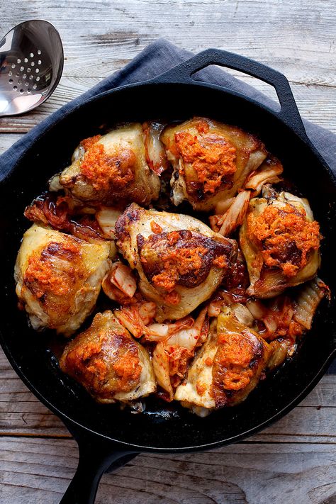 Kimchi Chicken Thighs - Three Ingredients! ~ Macheesmo Kimchi Chicken, Recipes Chicken Thighs, Fermented Kimchi, Beef Lettuce Wraps, Crispy Chicken Thighs, Chicken Menu, Paleo Dishes, Kimchi Recipe, Three Ingredient