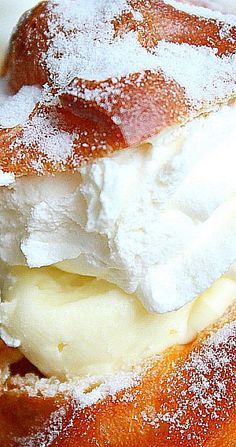 French Cream Puffs, Cream Puff Recipe, French Cream, Puff Recipe, Dessert Simple, French Desserts, Puff Pastry Recipes, Pastry Desserts, Köstliche Desserts