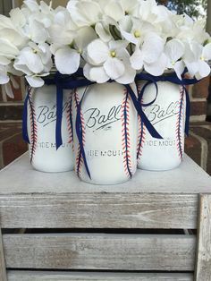 Planning Sport, Baseball Centerpiece, Simple Centerpieces Diy, Guys Birthday, Baseball Theme Birthday, Baseball Baby Shower Theme, Baseball Wedding, Baseball Theme Party, Baseball Decor