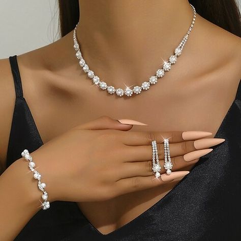 Gender:Women's; What's in the box:1 Necklace,1 Bracelet,Earrings; Quantity:Three-piece Suit; Theme:Precious,Petal; Style:Sweet,Elegant; Jewelry Type:Bridal Jewelry Sets; Occasion:Wedding,Gift; Material:Imitation Pearl; Design:Retro; Features:Lovely; Front page:WE; Shipping Weight:0.02; Listing Date:06/11/2024 Flashy Jewelry, Bride Jewelry Pearl, Copper Wedding Theme, Bride Jewelry Set, Wedding Party Accessories, Contemporary Jewelry Design, Copper Wedding, Pearls Jewelry, Wedding Jewelry Set