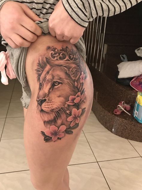 #lion #tattoo #art ️ | Lion tattoo on thigh, Tattoos #tattoos #tattoosforwomen #tattoo Lion Tattoo On Thigh, Leo Tattoo Designs, Charm Tattoo, Tattoo Lion, Lioness Tattoo, Art Pinterest, Leo Tattoos, Lion Tattoo Design, Hip Tattoos Women