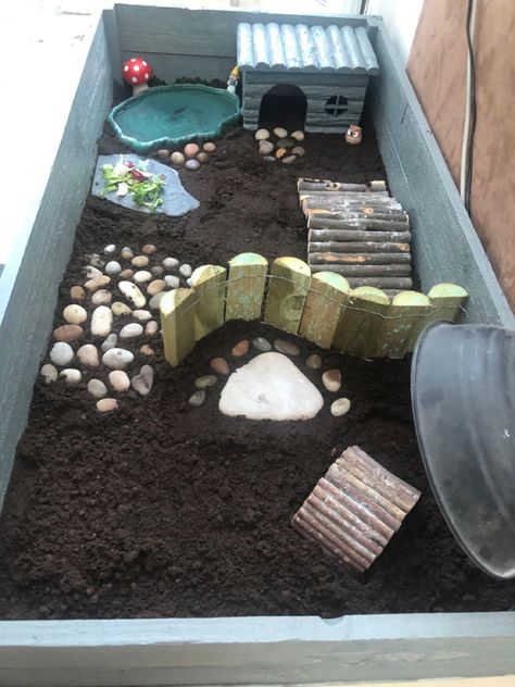 Diy Turtle Habitat Indoor, Baby Tortoise Habitat Indoor, Box Turtle Habitat Indoor Diy, Turtle House Indoor, Tortoise Enclosure Indoor Diy, Tortious Habitat Indoor, Sulcata Tortoise Habitat Indoor, Tortoise Table Indoor, Diy Turtle Habitat