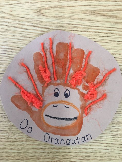 O Orangutan Orangutan Craft Preschool, Orangutan Activities For Preschool, Orangutan Craft, Handprint Animals, Orangutan Art, Classroom Window Decorations, Asian Animals, Palm Prints, Zoo Activities