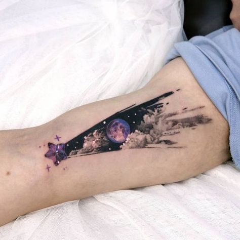 Opening Tattoo, Galaxy Tattoo Sleeve, Tatuaje Cover Up, Shooting Star Tattoo, Colour Tattoo For Women, Sky Tattoos, Night Tattoo, Planet Tattoos, Galaxy Tattoo