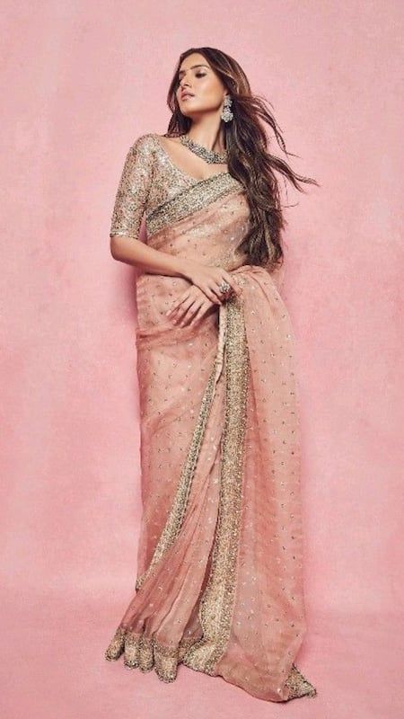 Indian Saree Designs, Actress Photoshoot, Top Lehenga, Farewell Sarees, Engagement Saree, Rhea Kapoor, Reception Saree, Tara Sutaria, Indian Wedding Gowns