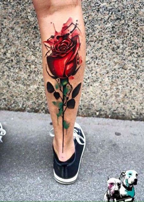 Increíble tatuaje en la pantorrilla de una rosa creada con técnica de acuarela. Tato Geisha, Tato Phoenix, Tattoo Calf, Watercolor Rose Tattoos, Tattoo Dotwork, Petit Tattoo, Geniale Tattoos, Rosen Tattoo, Tatuaje A Color