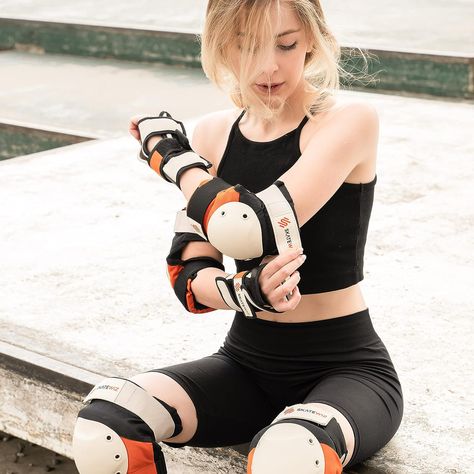 Skating Protective Gear, Skateboarding Protective Gear, Knee And Elbow Pads, Roller Blading, Elbow Pad, Skateboard Gear, Savage Girl, Comic Ideas, Wrist Guard