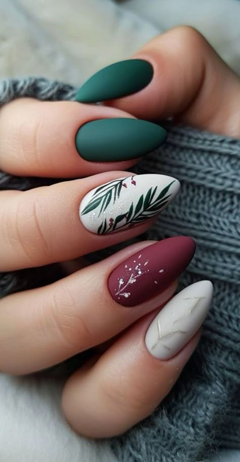 Cute And Easy Christmas Nails, Nail Designs Christmas Winter, Winter Acrylic Nails Ideas, Winter Nail Ideas Blue, Easy Winter Nail Designs, Winter Season Nails, Winter Gel Nails Ideas, Christmas Nails 2024, Winter Nails 2024