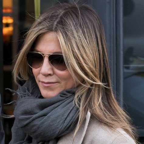 Jennifer Aniston 2024 Haircut, Jennifer Aniston Hair 2024, Jennifer Aniston Highlights, Jennifer Aniston Today, Jen Aniston Hair, Jen Aniston Style, Jennifer Aniston Hair Color, Jeniffer Aniston, Jennifer Aniston Hair