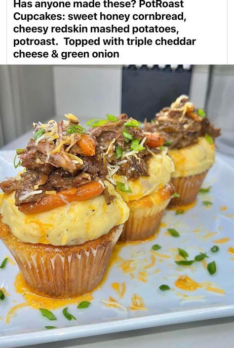 Picky Bits, Red Skin Mashed Potatoes, Savory Cupcakes, Honey Cornbread, Beef Dinners, Catering Ideas, Mood Food, Green Onion, Kids Food