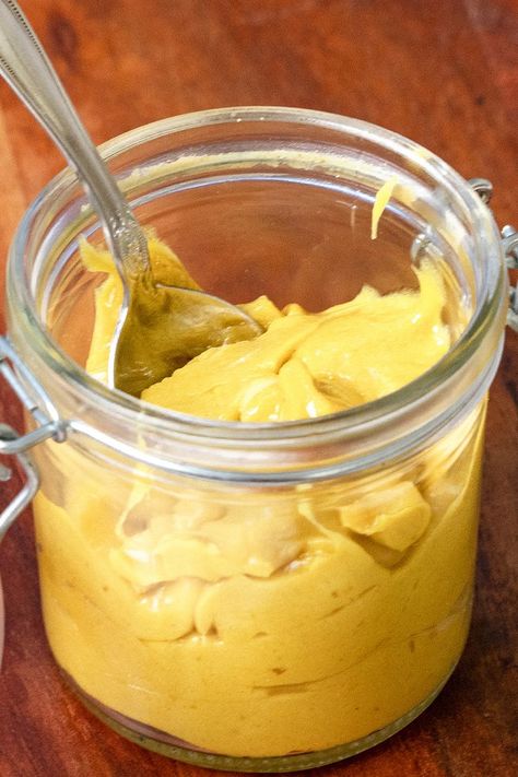 Old Fashioned Mayonnaise Recipe, Cooked Mayonnaise Recipe, Meat And Salad, Diy Sauces, Gallbladder Flush, Mayonnaise Recipe, Cold Meat, Homemade Mayonnaise, Thanksgiving Dishes