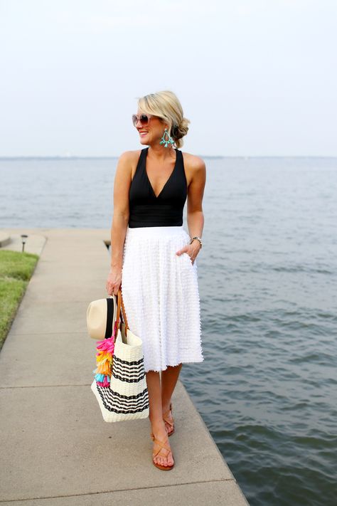 Lake Outfit Summer, Lake Outfit, White Skirt Outfits, Aesthetic Lake, Pool Outfits, Chic Swimsuit, Hi Sugarplum, Into Fashion, Summer Beach Outfit