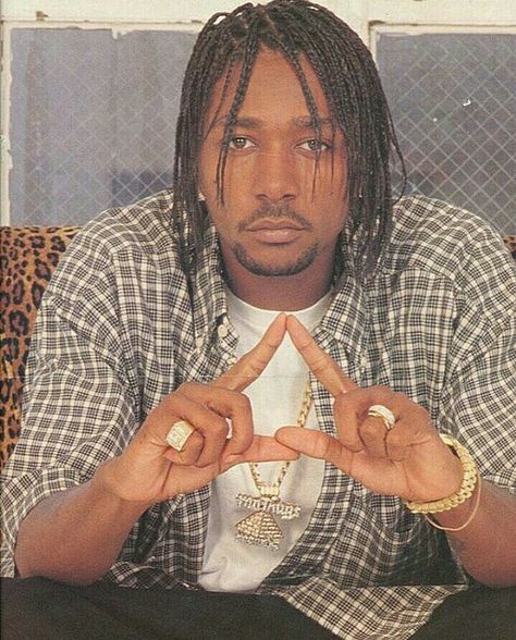 Krayzie Krayzie Bone 90s, Krayzie Bone, Love My Husband Quotes, Natural Hair Short Cuts, Rap Artists, Husband Quotes, Hip Hop Rap, Football Outfits, Love My Husband