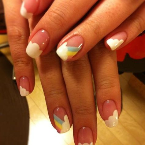 Rainbow! Tacky Nails, Cloud Nails, Powerpuff Kızları, Kids Nails, Bella Nails, Rainbow Nail Art, Rainbow Nail, Chevron Nails, Unicorn Nails