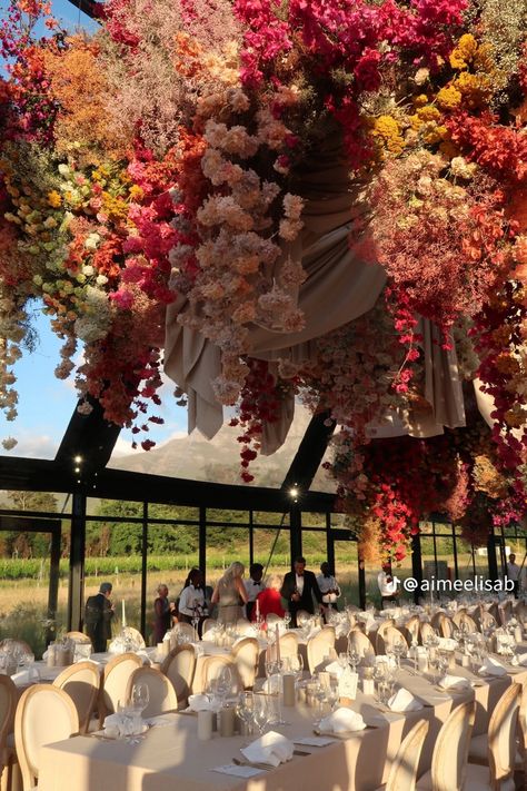 Italy Inspired Wedding, Hanging Floral Installation, Wedding Lunch, Bright Wedding Flowers, Dream Wedding Reception, Luxury Weddings Reception, Flowers Hanging, Colorful Wedding Flowers, Floral Installation