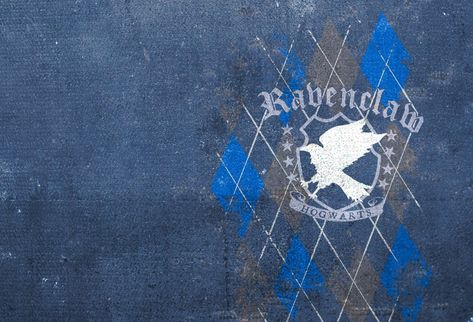 #harrypotter #ravenclaw #corvinal Ravenclaw Wallpaper, Harry Potter Iphone Wallpaper, Harry Potter Wallpaper Phone, Harry Potter Castle, Harry Potter Iphone, Harry Potter Wall, Ravenclaw Aesthetic, Harry Potter Background, Wallpaper Computer