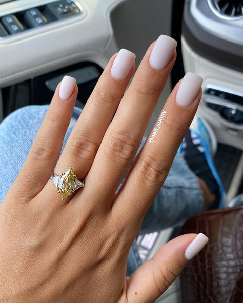 Milky White Matte Nails, White Matte Nails, Square Gel Nails, Milky White Nails, Natural Acrylic Nails, Tapered Square Nails, Milky Nails, Square Nail Designs, Nail Colors Winter