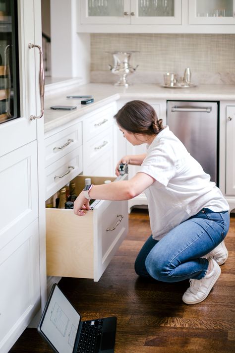 Professional Home Organizer, Organizer Branding Shoot, Lifestyle Pictures, Branding Images, Branding Headshots, Headshots Women, Brand Shoot, Photography Shoot, Branding Shoot