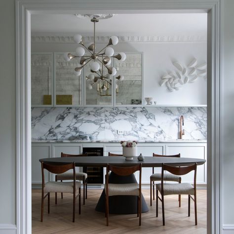 Dramatic Dining Room, Parisian Kitchen, White Marble Kitchen, Vogue Living, Gorgeous Kitchens, Vogue Australia, Kitchen Marble, Luxury Kitchens, The Design Files