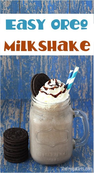 Oreo Heaven is a real place and this Thick Oreo Milkshake Recipe is the perfect way to find it! What better way to cool off on a hot day? Thick Oreo Milkshake Recipe, Mocha Milkshake, Mocha Shake, Oreo Milkshake Recipe, Cupcakes Oreo, Oreo Milk, Oreo Fluff, Happy Habits, Dessert Oreo