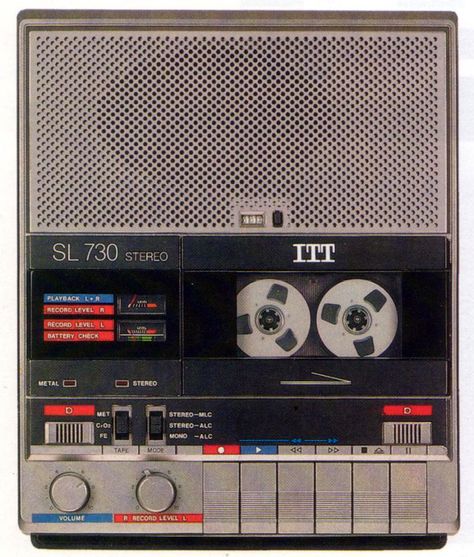 Portable music Stereo Aesthetic, Retro Stereo, Cassette Tape Recorder, Atari Games, Cassette Recorder, Tape Deck, Music Technology, Audio Design, Portable Radio