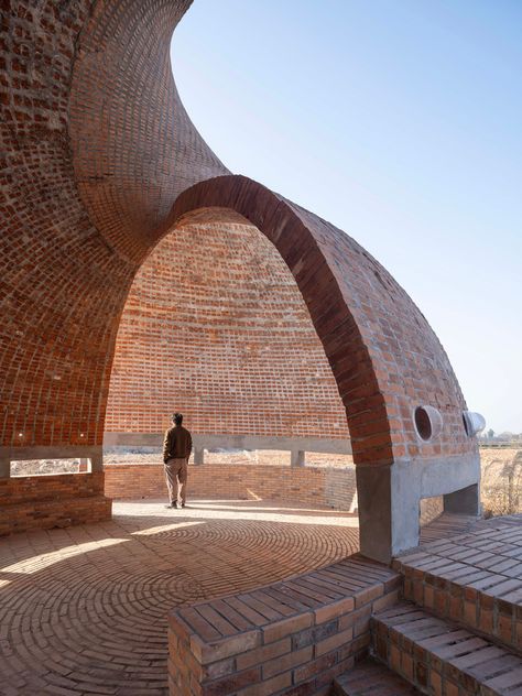 Twisted Brick Shell: Concept Library / HCCH Studio Ing Civil, Shell Structure, Library Pictures, Brick Construction, Spiral Shell, Brick Architecture, Brick Facade, Brick Building, Rural Area