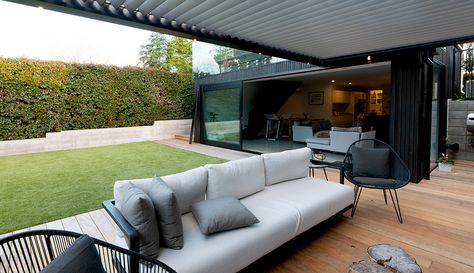 Outdoor ambience in Westmere | Zones Outdoor Renovation, Outdoor Bbq Area, Cottage Garden Design, Outdoor Bbq, Outdoor Fireplace, Outdoor Living Areas, House Flooring, Outdoor Sectional Sofa, Outdoor Area