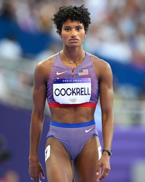 Anna Cockrell, 400m hurdles. Paris 2024. 📸 Jeff Cohen Anna Cockrell, Track Aesthetic, Flo Jo, 400m Hurdles, Athletics Track, Track Star, 2024 Olympics, Volleyball Games, Fitness Photoshoot