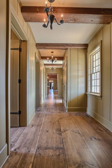 wide plank wood flooring looks cool everywhere, from an entry to a bedroom Wide Plank Laminate Flooring, Pine Wood Flooring, Rustic Wood Floors, Grey Wood Floors, Cheap Farmhouse Decor, Wood Floor Kitchen, Wood Floors Wide Plank, Wood Tile Floors, Woodworking Furniture Plans