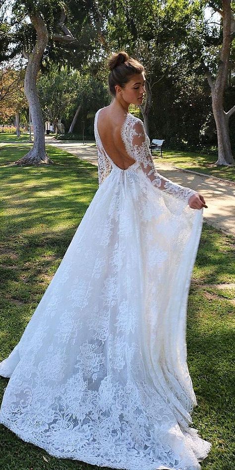 Modern Wedding Dresses From Top USA Designers ★ See more: https://weddingdressesguide.com/modern-wedding-dresses/ #bridalgown #weddingdress Disney Wedding Dress, Long Sleeved Wedding Dress, Sleeved Wedding Dress, Wedding Dresses Pakistani, Modern Wedding Dresses, Wedding Dress Low Back, Hijab Wedding Dresses, Sleeved Wedding, Wedding Dress Guide