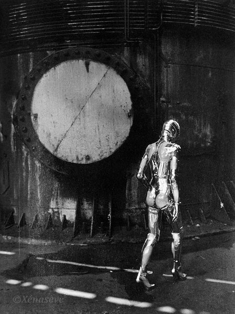 Mugler Robot Suit, Mugler Robot, Robot Suit, The Future Is Now, Deviant Art, Thierry Mugler, Cinematic Photography, Vogue Italia, Vintage Vogue