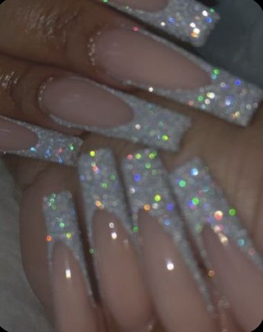 White Acrylic Nails With Glitter, Prom Nails White, Simple Prom Nails, White Sparkle Nails, Silver Sparkle Nails, Marilyn Nails, Sliver Nails, Silver Acrylic Nails, Dance Nails