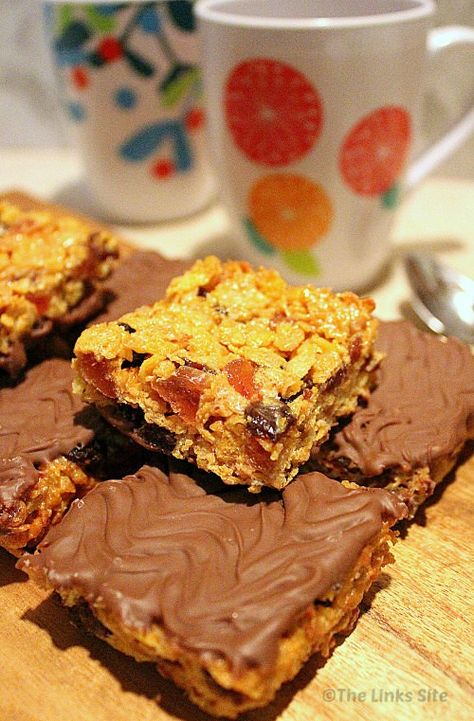 Recipes Using Cornflakes, Frickles Recipe, Florentine Bars, Florentine Slice, Cornflake Squares, Caramello Slice, Chocolate Florentines, Aero Cheesecake, Florentine Biscuits