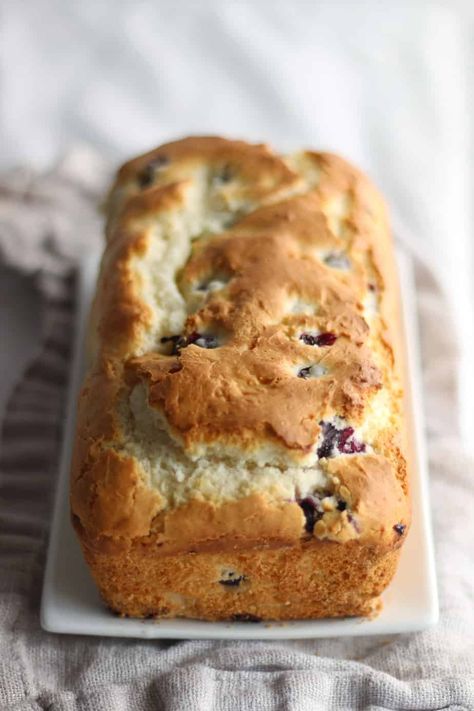 Gluten Free Blueberry Loaf Recipe | Sour Cream Blueberry Bread Blueberry Recipes Gluten Free, Blueberry Loaf Recipe, Simple Sweet Bread Recipe, Sweet Bread Meat, Gf Muffins, Blueberry Bread Recipe, Blueberry Loaf, Gluten Free Yeast Free, Coeliac Disease