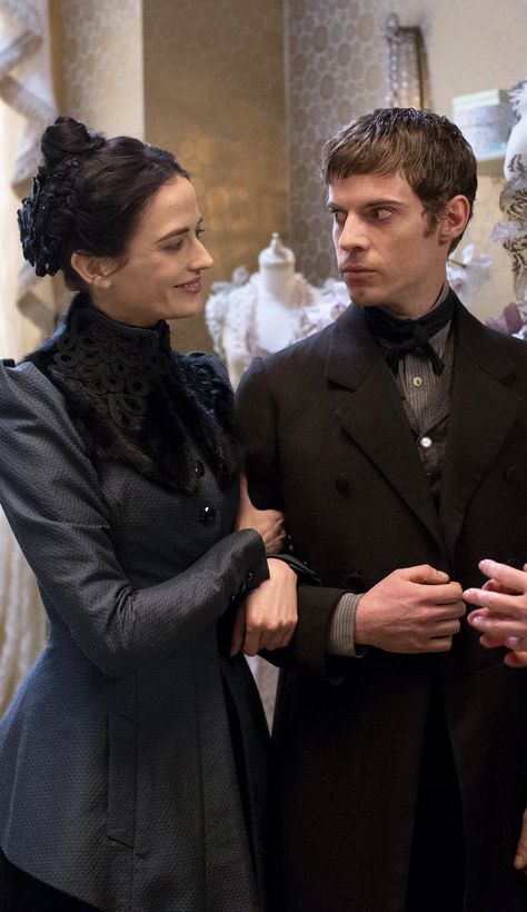 Eva Green with Harry Treadaway | 'Penny Dreadful' S2E4 "Evil Spirits in Heavenly Places" Harry Treadaway, Heavenly Places, Penny Dreadful, Eva Green, Movie Costumes, Evil Spirits, Film Movie, Frankenstein, Favorite Celebrities