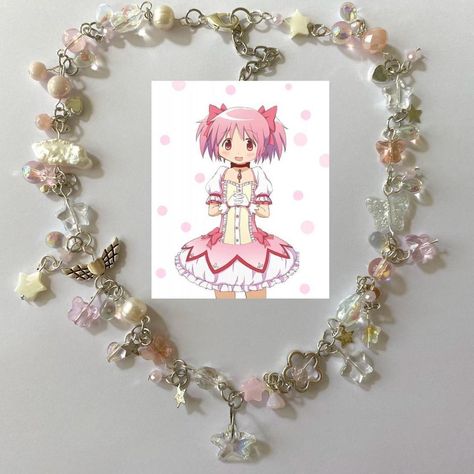 Pink Alternative Fashion, Anime Necklace, Ethereal Jewelry, Bead Soup, Peach And Cream, Diy Jewelry Rings, Beaded Stuff, Korean Japanese, Anime Jewelry