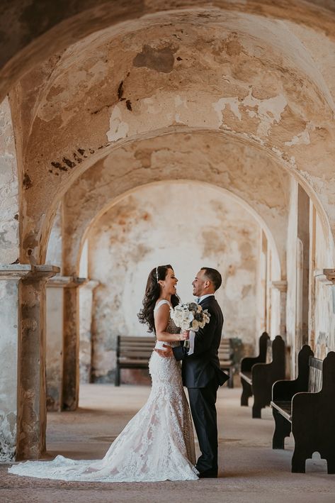 Casa de España Wedding in Historic Old San Juan Puerto Rico Puerto Rican Wedding Traditions, Architecture Wedding, San Juan Islands Wedding, Puerto Rico Wedding, Old San Juan Puerto Rico, Romantic Photoshoot, Old San Juan, San Juan Islands, Colonial Architecture