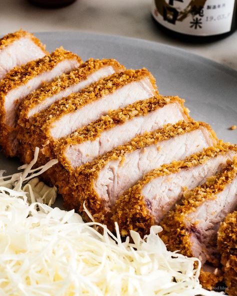 Easy oven baked pork tonkatsu: An extra thick, super juicy pork chop done up tonkatsu style, with light and crispy panko, only baked instead of deep-fried. #japanesefood #japanese #tonkatsu #porkchop #pork #recipes #ovenbaked #dinner #easydinner Pork Tonkatsu Recipe, Tonkatsu Recipe, Japanese Tonkatsu, Pork Tonkatsu, Healthy Pork Chops, Healthy Pork Chop Recipes, Easy Baked Pork Chops, Healthy Pork, Seared Pork Chops