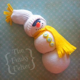 Sock Snowman Craft, Craft For All Ages, Snowman Crafts Diy, Sock Snowman, Snowman Craft, Group Crafts, Make A Snowman, Winter Decorating, Friend Crafts